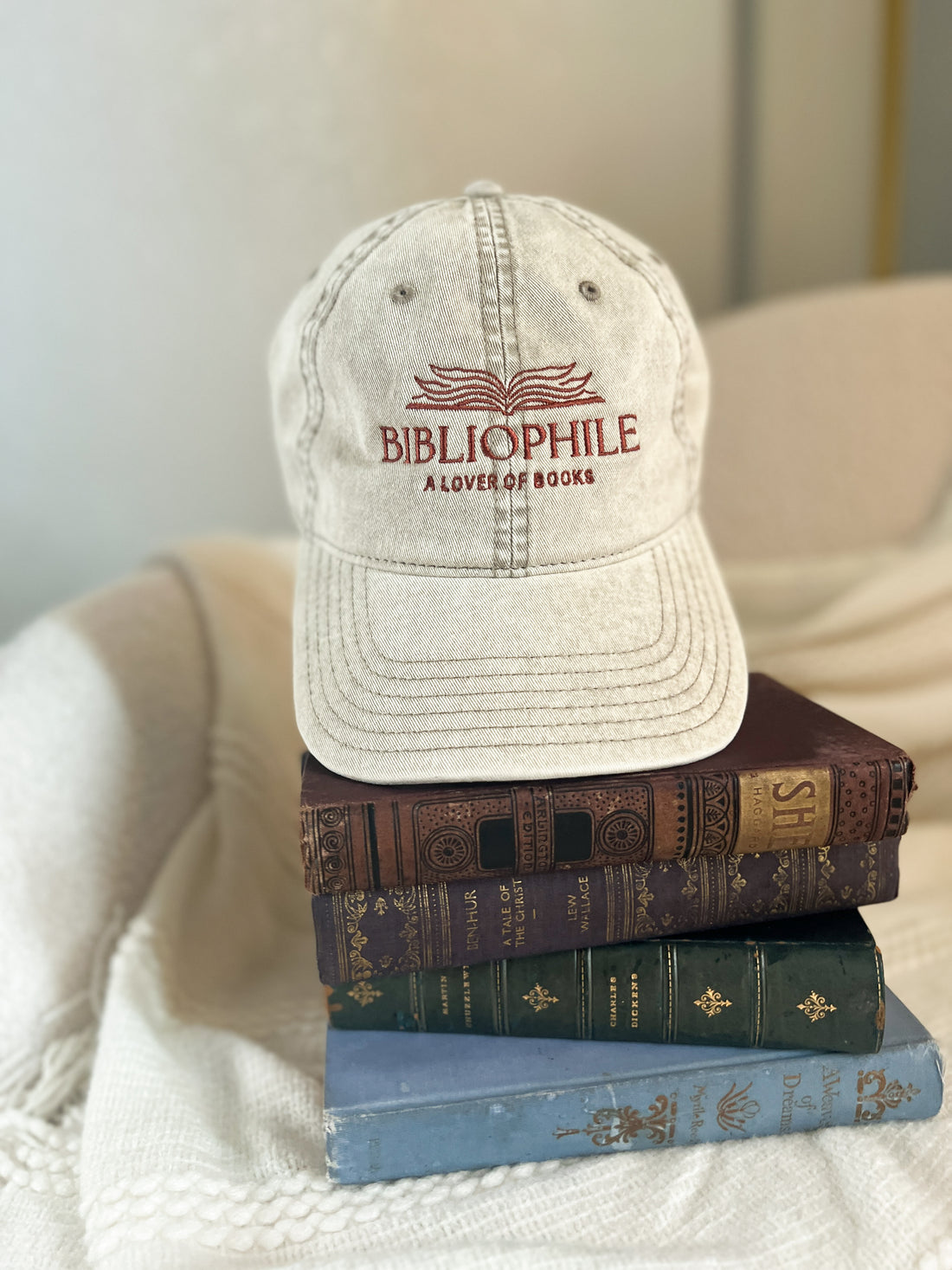 Bibliophile Cap