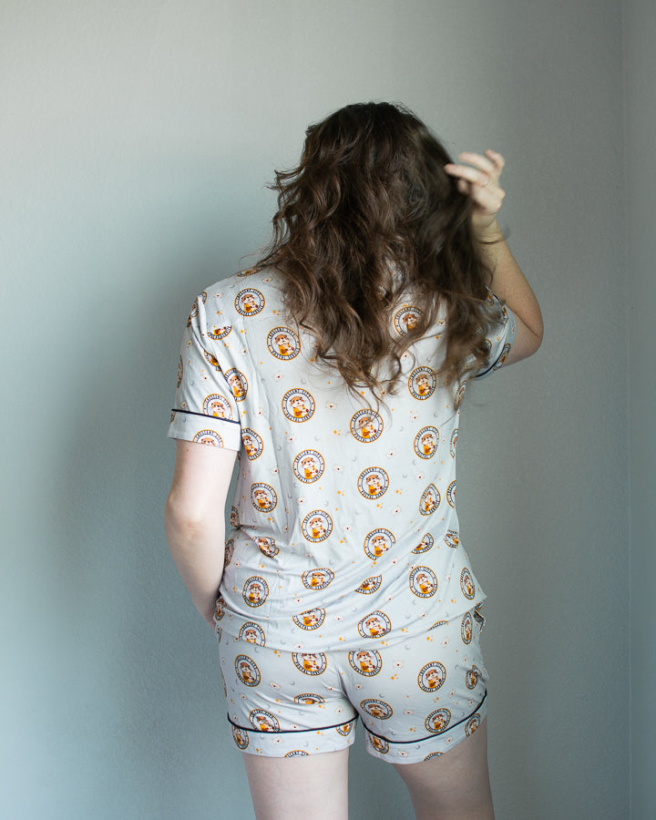 Mail Otter Pajama Set