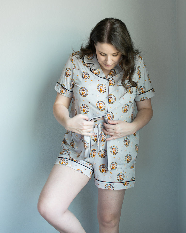 Mail Otter Pajama Set