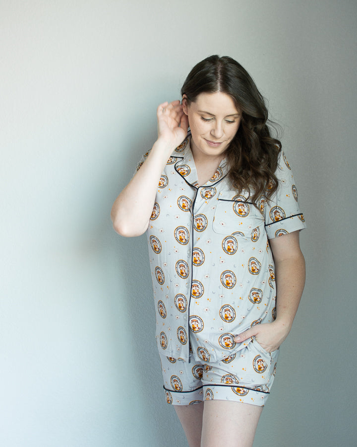 Mail Otter Pajama Set