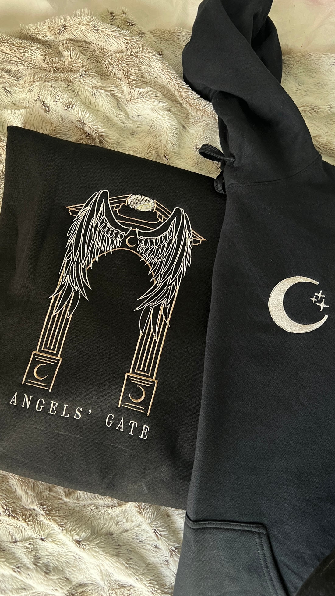 Angels’ Gate *EMBROIDERED* Sweatshirt