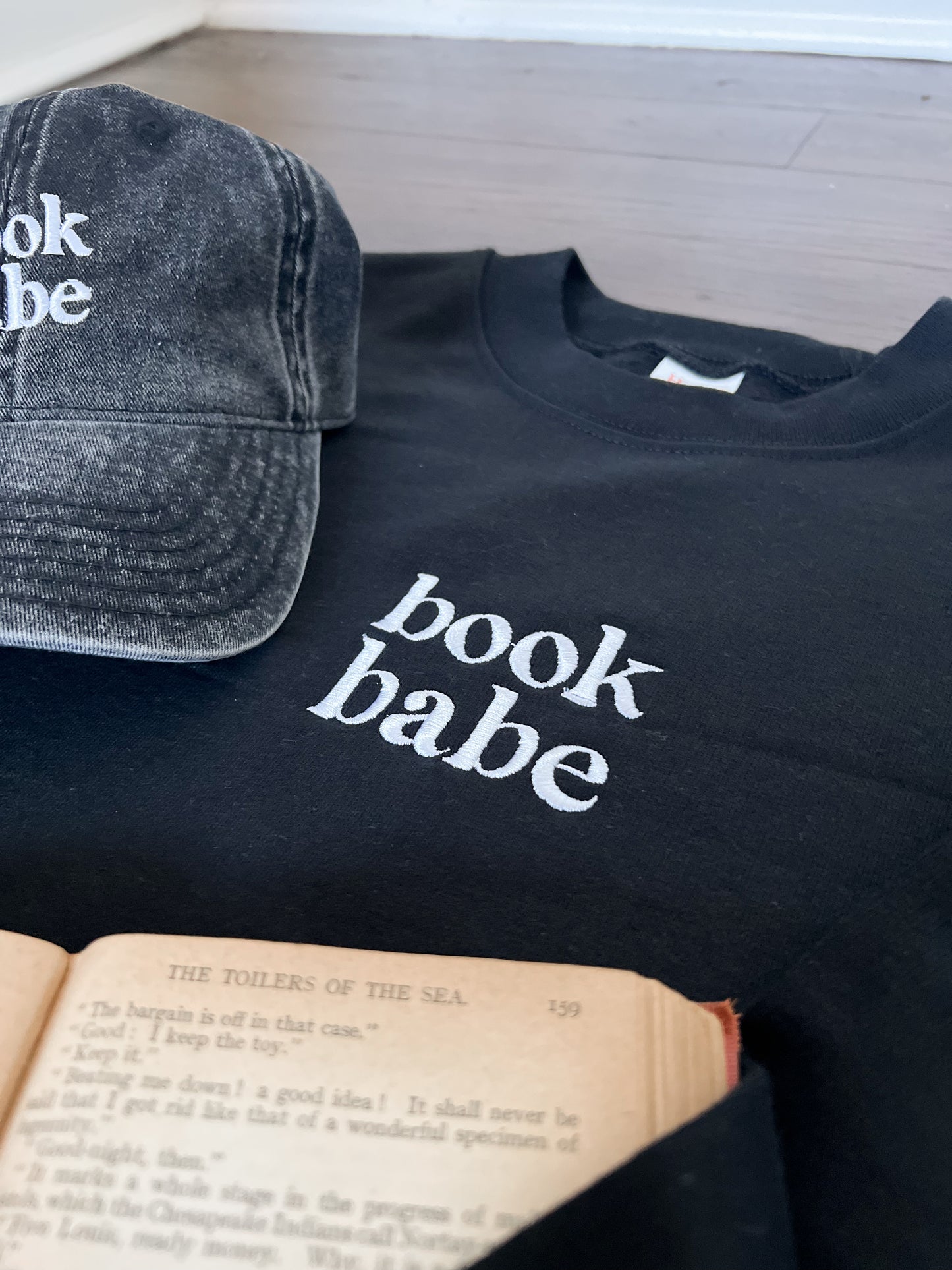 Book Babe Crewneck